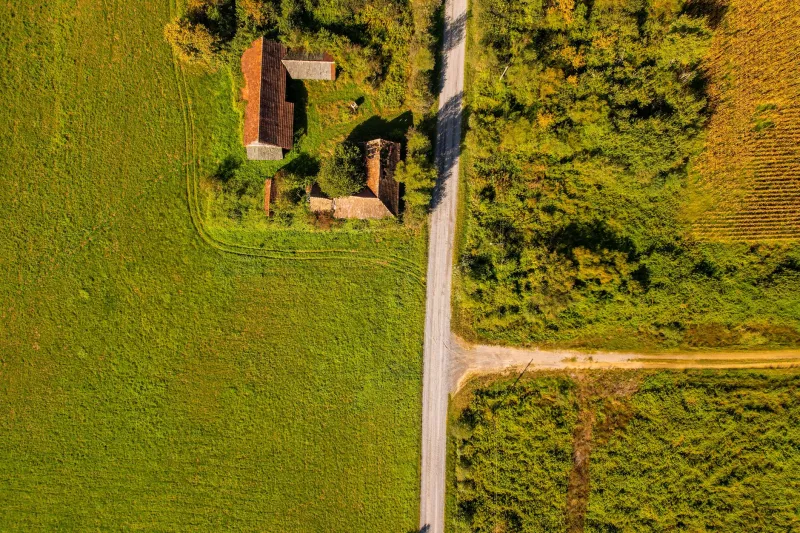 When Rates Rise, the Lane Holds Its Ground: A Buyer's Case for Secluded Property in a Costly Borrowing Climate